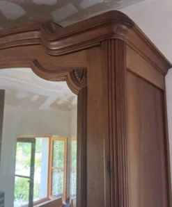 Armoire à glace ancienne de style Napoléon III