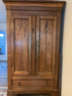 Armoire Haute Bretagne