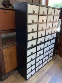 Armoire industrielle vintage, années 1950