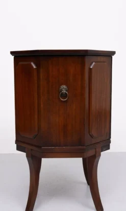 Armoire à liqueur en forme d'octangle des années 1950 en Angleterre