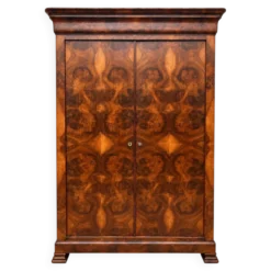 Armoire Louis-Philippe en ronce et loupe de noyer
