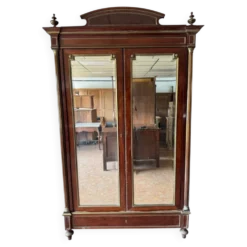Armoire Louis XVI en acajou