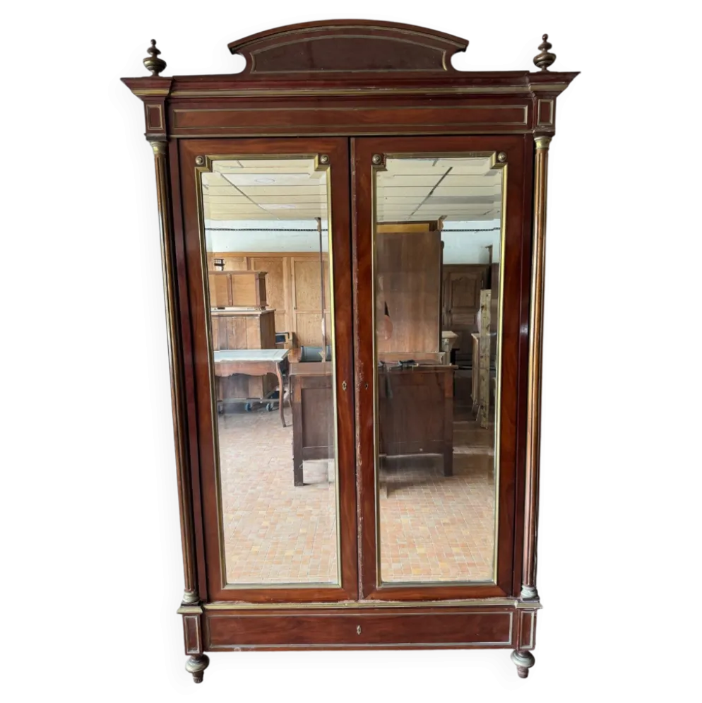 Armoire Louis XVI en acajou