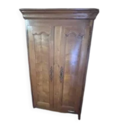 Armoire merisier style Louis XV
