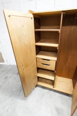 Armoire 1950 Mid-Century Modern en chêne 2 portes, 2 tiroirs