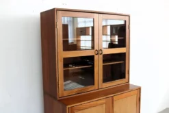 armoire murale vintage | vitrine | C. Hvidt