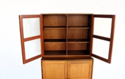 armoire murale vintage | vitrine | C. Hvidt