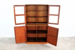 armoire murale vintage | vitrine | C. Hvidt