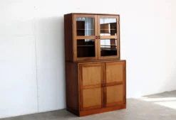 armoire murale vintage | vitrine | C. Hvidt