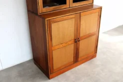 armoire murale vintage | vitrine | C. Hvidt