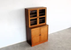 armoire murale vintage | vitrine | C. Hvidt