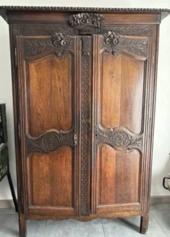 Armoire normande