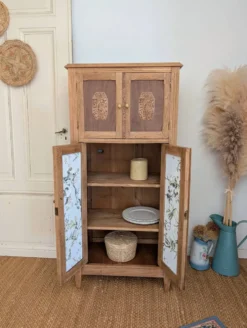 Armoire parisienne