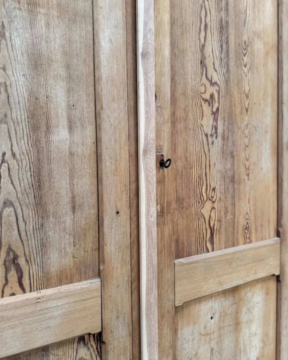 Armoire Parisienne