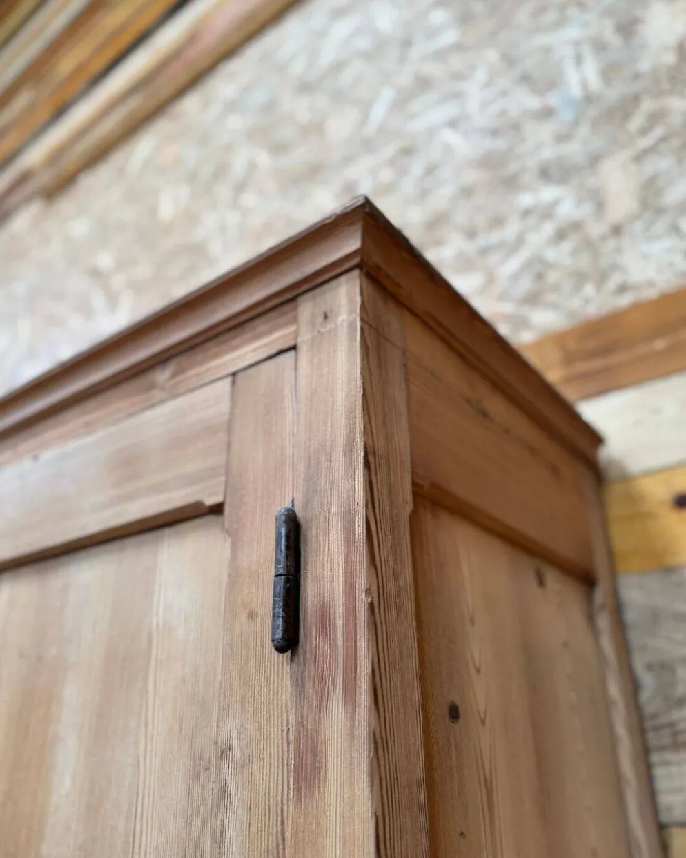 Armoire Parisienne