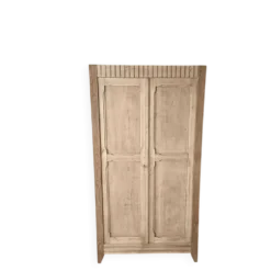 Armoire parisienne