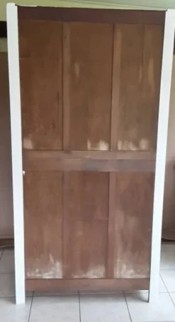 Armoire parisienne
