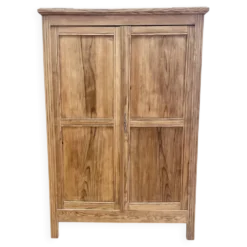 Armoire parisienne