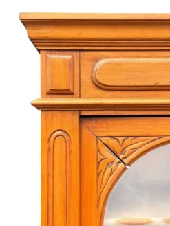 Armoire parisienne