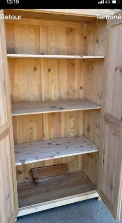 Armoire parisienne