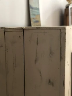 Armoire parisienne ancienne patinée