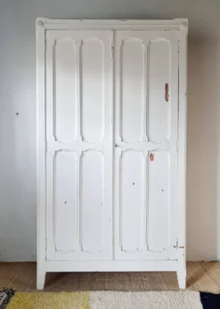 Armoire parisienne ancienne blanche – Années 50