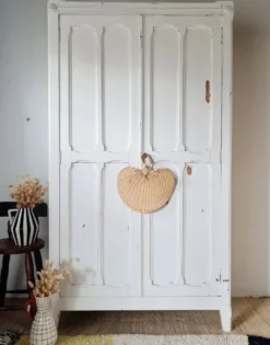 Armoire parisienne ancienne blanche – Années 50