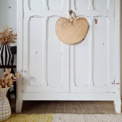 Armoire parisienne ancienne blanche – Années 50
