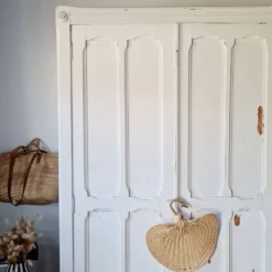 Armoire parisienne ancienne blanche – Années 50