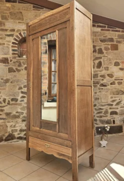 Armoire parisienne art déco