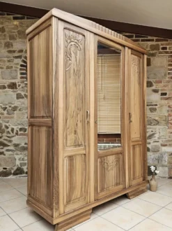 Armoire parisienne art déco