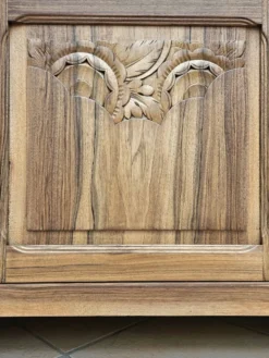 Armoire parisienne art déco