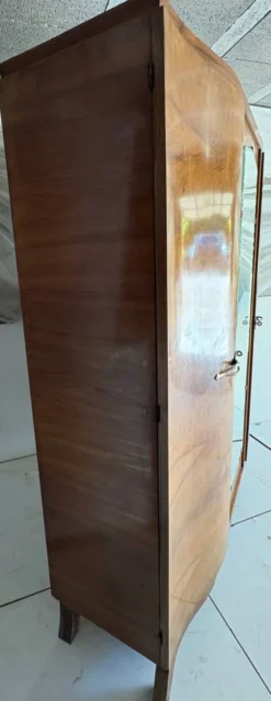Armoire parisienne art déco