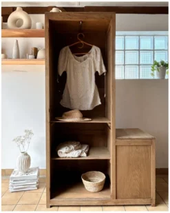 Armoire parisienne asymétrique