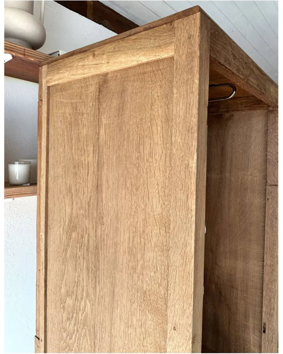Armoire parisienne asymétrique