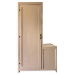 Armoire parisienne asymétrique