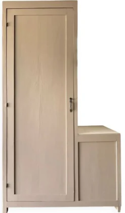 Armoire parisienne asymétrique