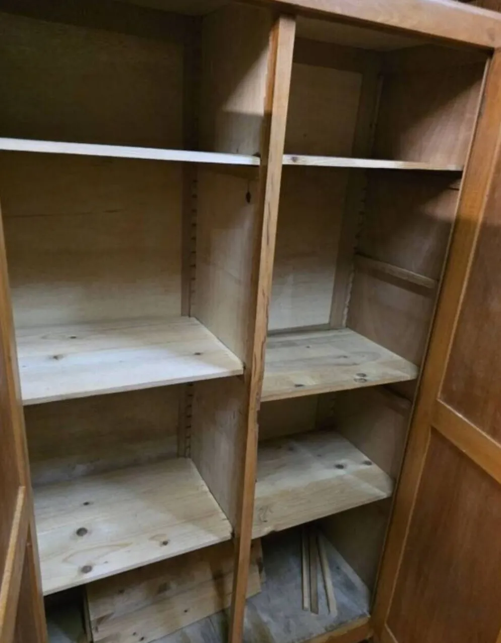 Armoire parisienne des années 60