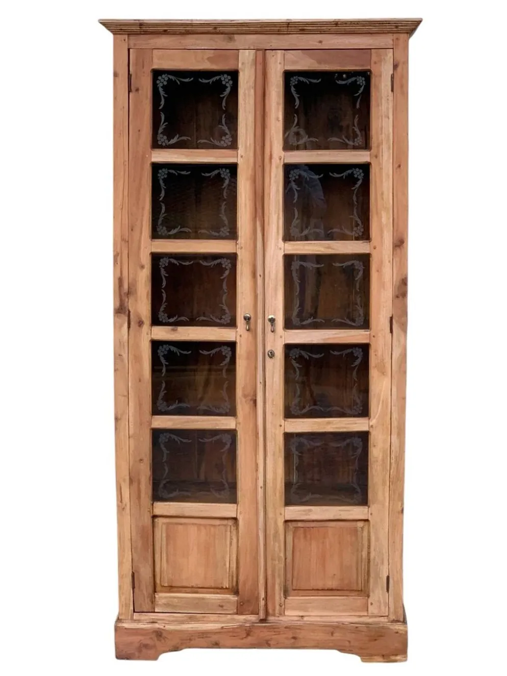Armoire parisienne en bois brut et vitres gravées 1920
