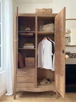 Armoire Parisienne en chêne brut