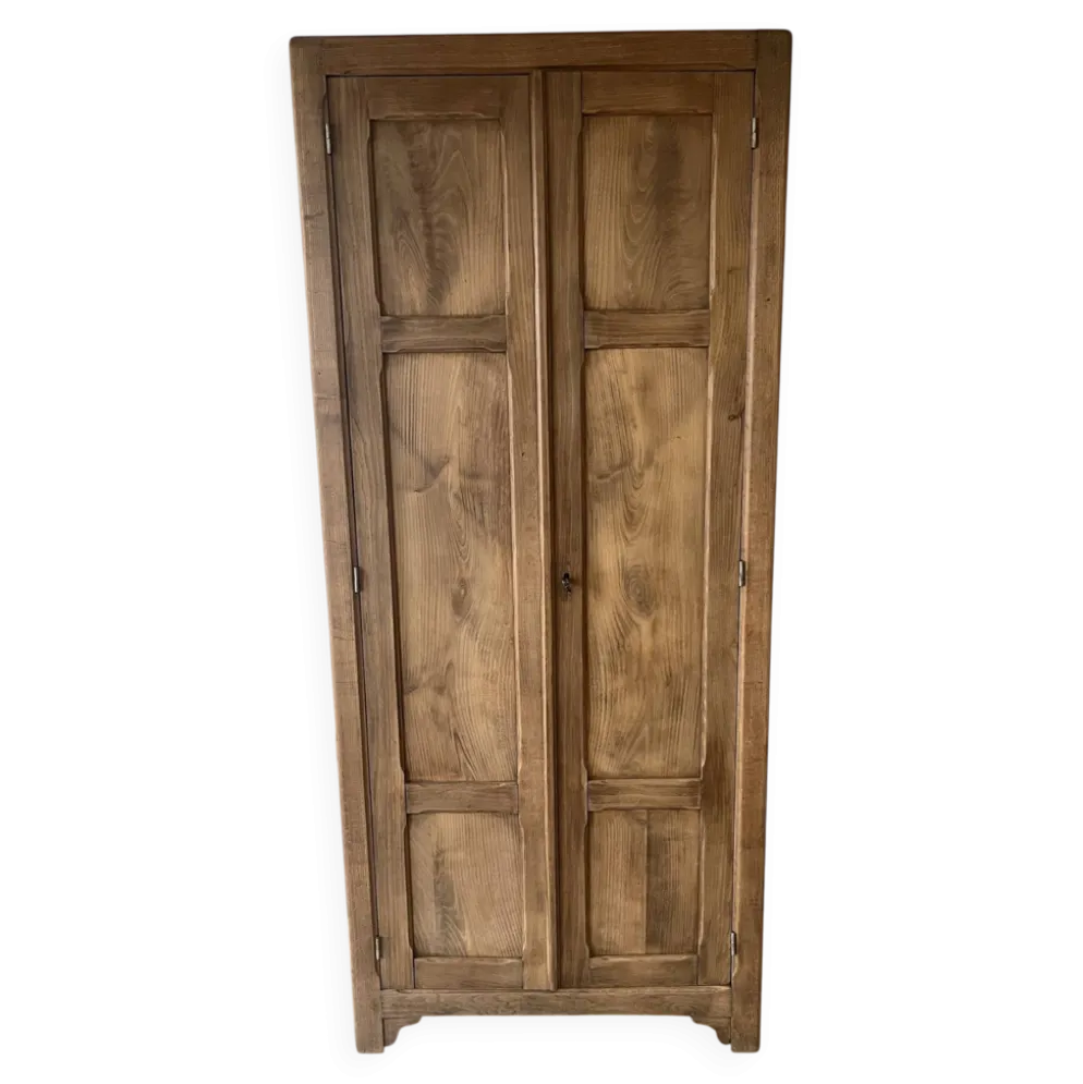 Armoire parisienne en chêne massif