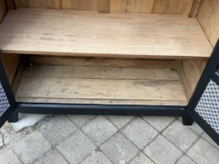 Armoire parisienne noire vitrée rénovée