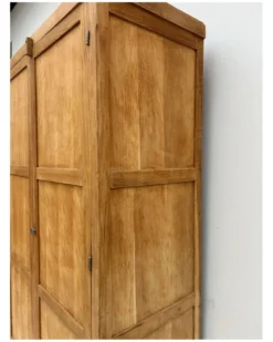 Armoire parisienne rénovée