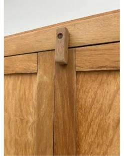 Armoire parisienne rénovée