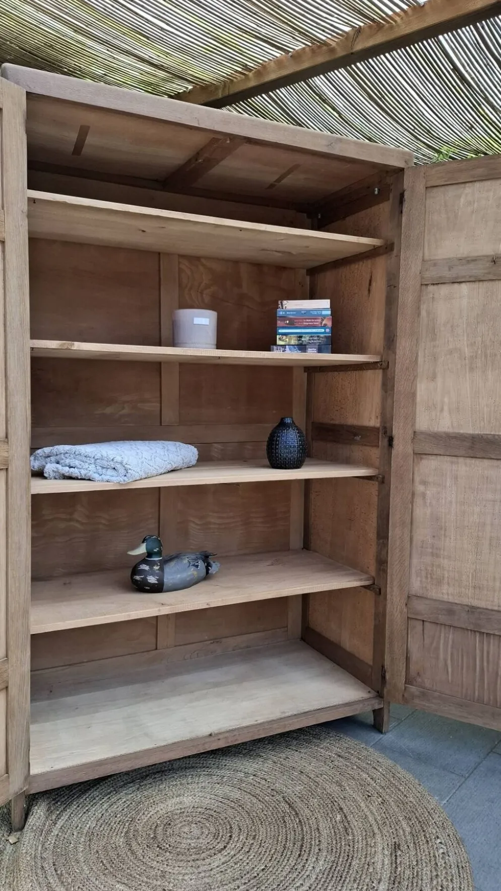 Armoire parisienne rénovée