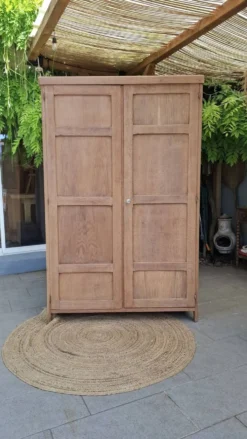 Armoire parisienne rénovée
