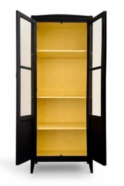 Armoire parisienne rénovée, finition Farrow & Ball