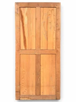 Armoire parisienne rénovée, petit format