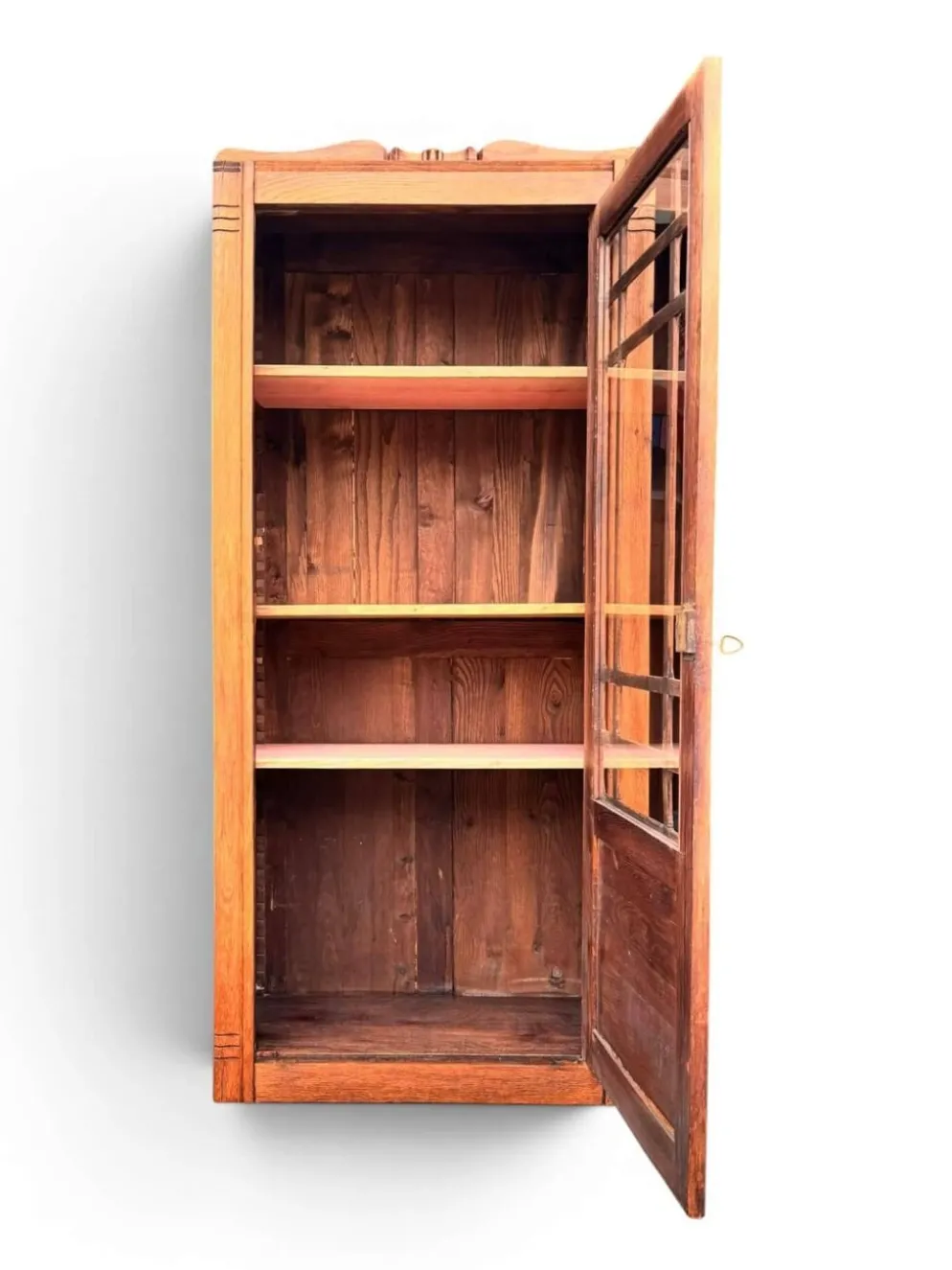 Armoire parisienne rénovée, petit format