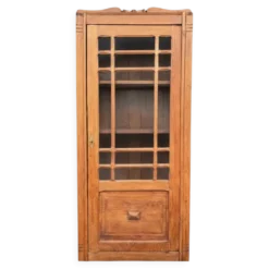 Armoire parisienne rénovée, petit format